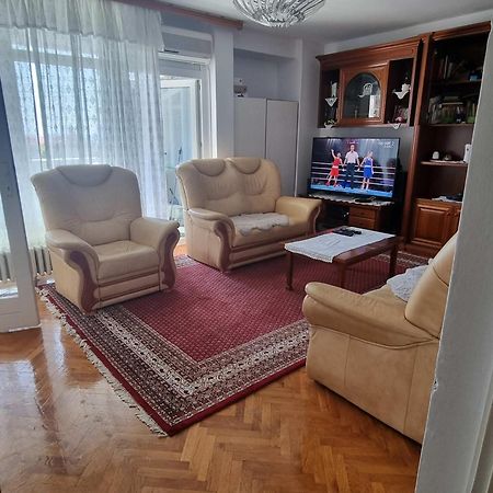 Rijeka Stan Lägenhet Exteriör bild